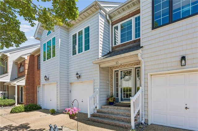 23 Mizzen CIR, Hampton, VA 23664