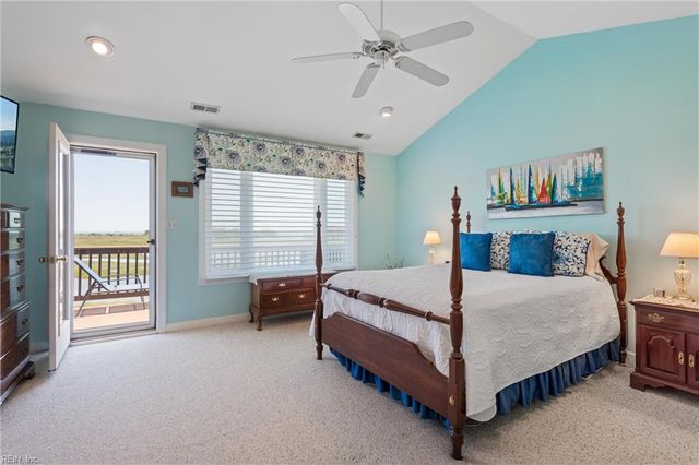 23 Mizzen CIR, Hampton, VA 23664