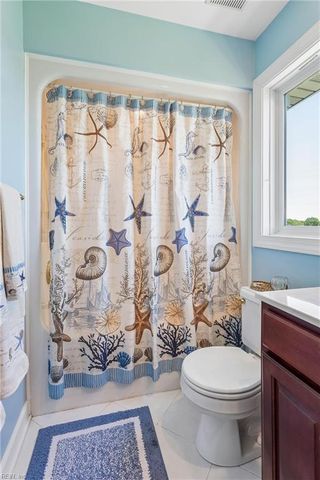 23 Mizzen CIR, Hampton, VA 23664