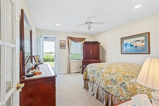 23 Mizzen CIR, Hampton, VA 23664