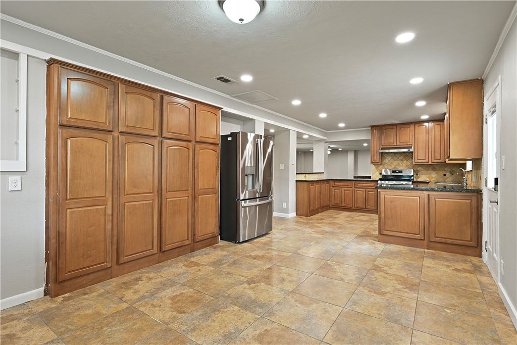 1214 Haines Drive, College Station, TX 77840 — photo 5