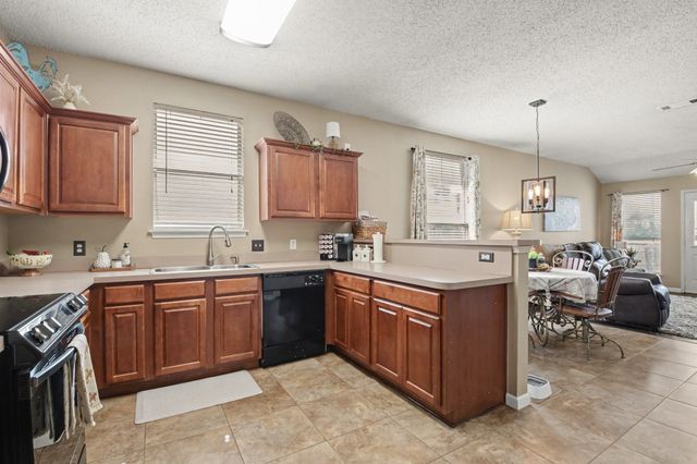 4932 Spur Ridge Court, Fort Worth, TX 76244