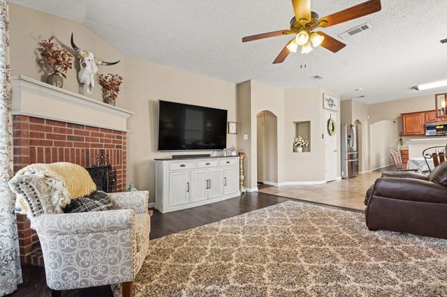 4932 Spur Ridge Court, Fort Worth, TX 76244