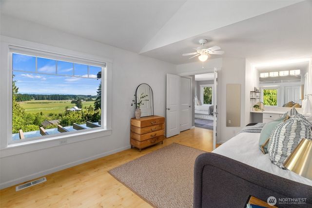 10923 Tilley Road S, Olympia, WA 98512