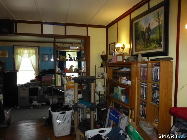 240 Vauxhall Street, New London, CT 06320