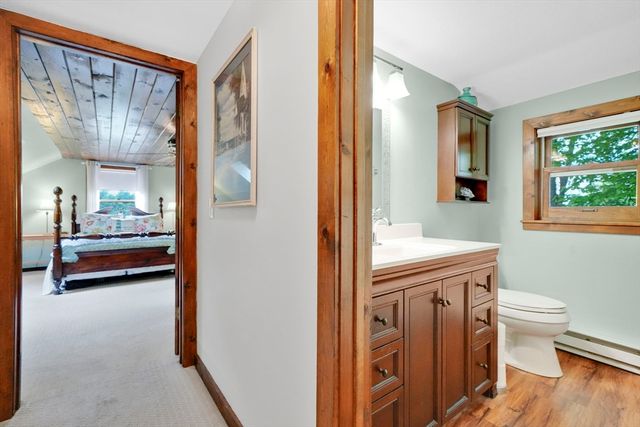 29 Crescent Hill, East Longmeadow, MA 01028
