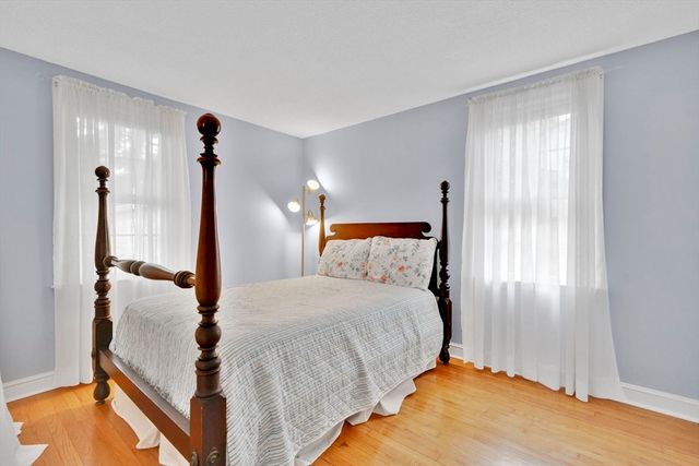 29 Crescent Hill, East Longmeadow, MA 01028