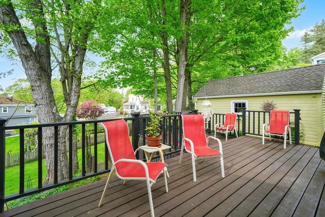 29 Crescent Hill, East Longmeadow, MA 01028