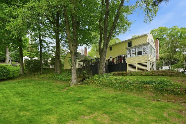 29 Crescent Hill, East Longmeadow, MA 01028
