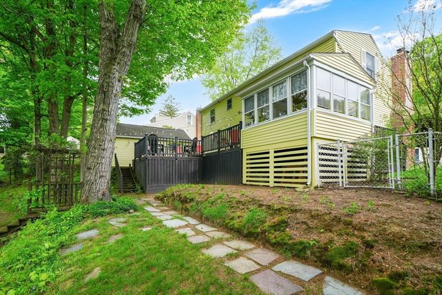 29 Crescent Hill, East Longmeadow, MA 01028