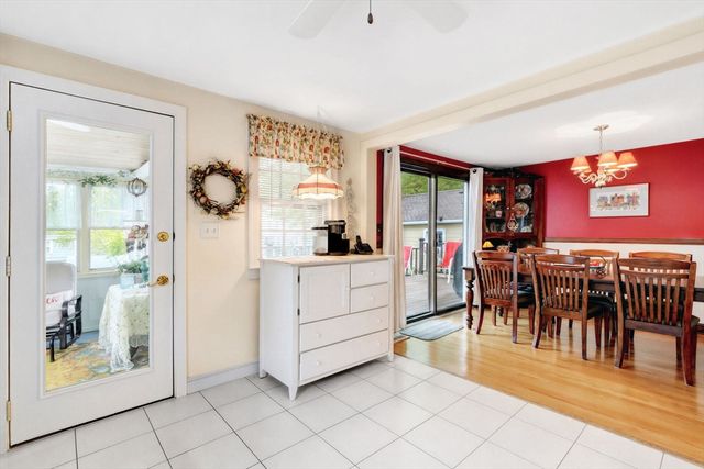 29 Crescent Hill, East Longmeadow, MA 01028