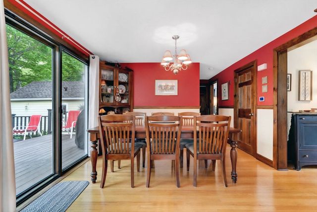 29 Crescent Hill, East Longmeadow, MA 01028
