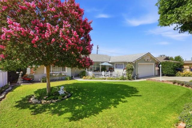614 Azure Court, Upland, CA 91786