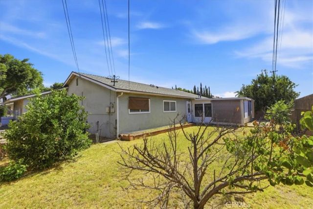 614 Azure Court, Upland, CA 91786