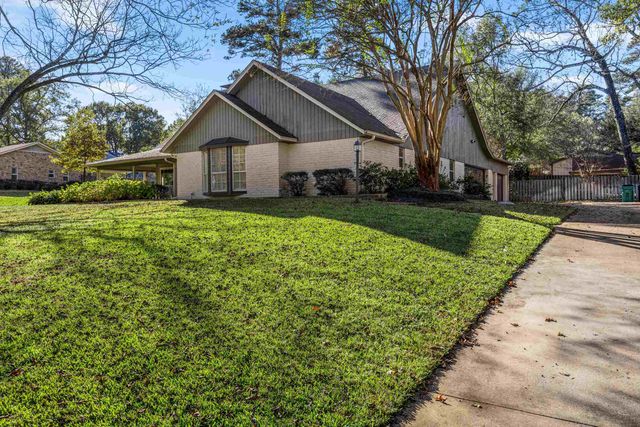 455 Country Place, Longview, TX 75605