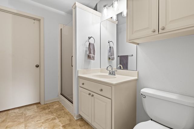 455 Country Place, Longview, TX 75605