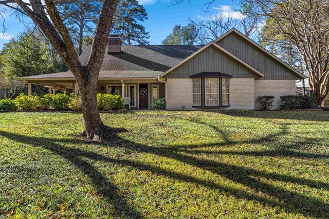 455 Country Place, Longview, TX 75605
