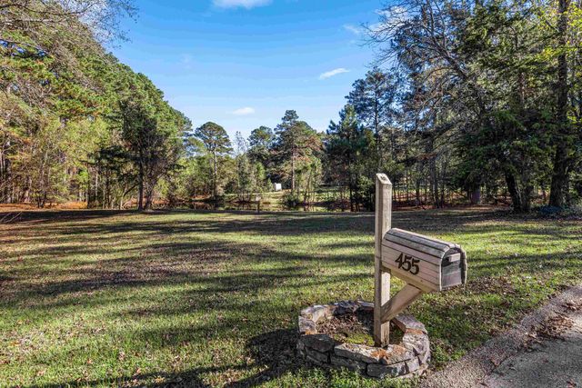 455 Country Place, Longview, TX 75605