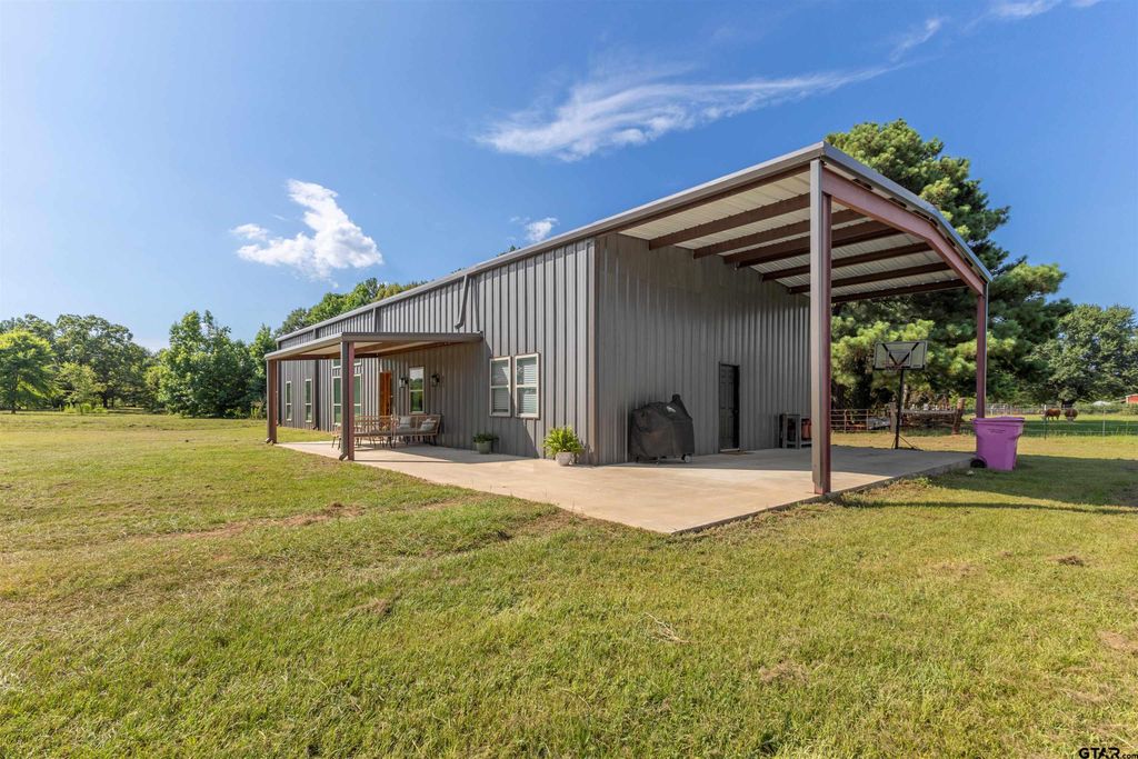 5718 FM 726 S, Gilmer, TX 75645
