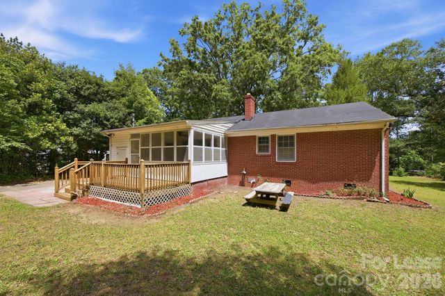 631 Townsend Avenue, Gastonia, NC 28052