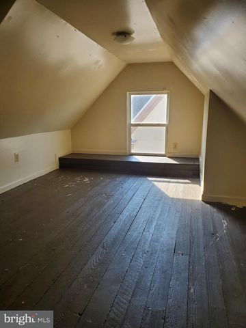 87-B E BARBER AVE, Woodbury, NJ 08096