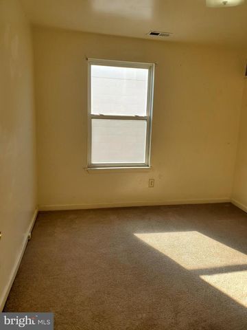 87-B E BARBER AVE, Woodbury, NJ 08096
