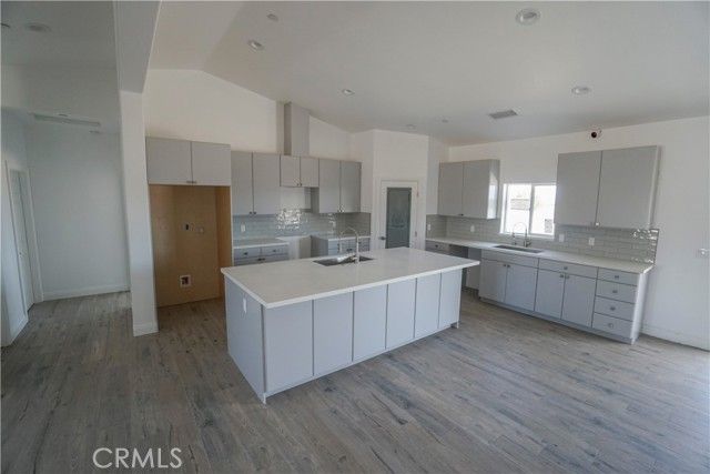 14416 Ricaree Road, Apple Valley, CA 92307