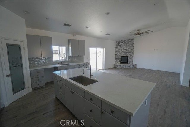 14416 Ricaree Road, Apple Valley, CA 92307