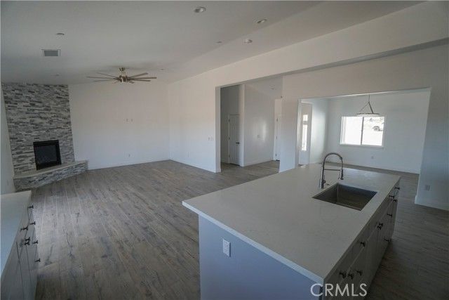 14416 Ricaree Road, Apple Valley, CA 92307