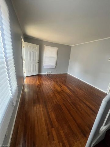 1012 Louise Road, Winston-salem, NC 27107