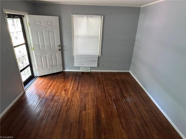 1012 Louise Road, Winston-salem, NC 27107