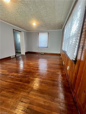 1012 Louise Road, Winston-salem, NC 27107