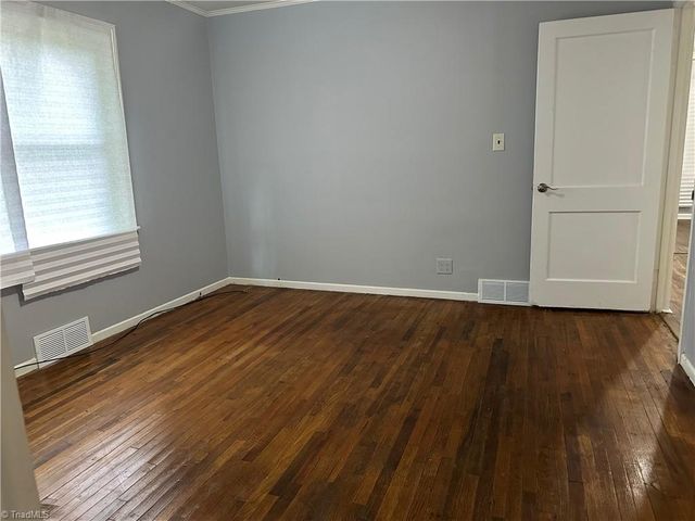 1012 Louise Road, Winston-salem, NC 27107