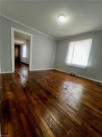 1012 Louise Road, Winston-salem, NC 27107