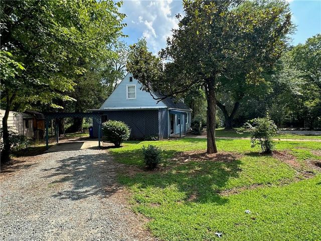1012 Louise Road, Winston-salem, NC 27107