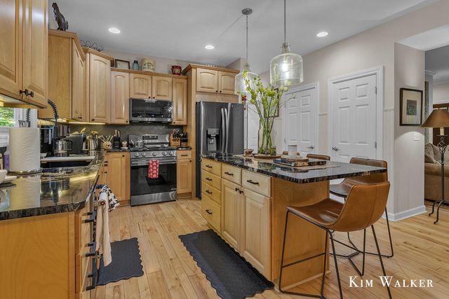 5813 Hunters Ridge, Fennville, MI 49408