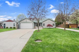 45073 Grant Park, Utica, MI 48317