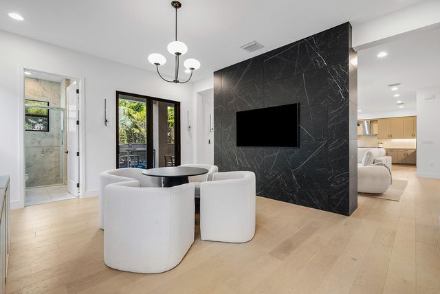 8527 Ganton Drive, Boca Raton, FL 33434