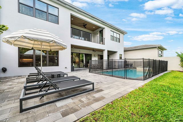 8527 Ganton Drive, Boca Raton, FL 33434