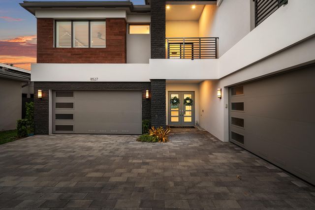 8527 Ganton Drive, Boca Raton, FL 33434