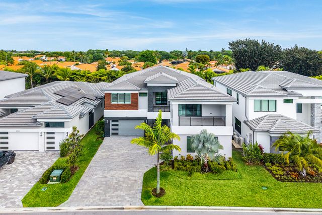 8527 Ganton Drive, Boca Raton, FL 33434