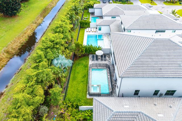 8527 Ganton Drive, Boca Raton, FL 33434