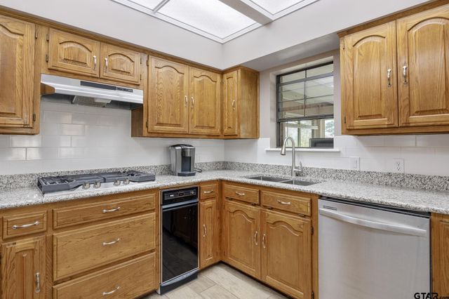 230 ACR 3191, Frankston, TX 75763