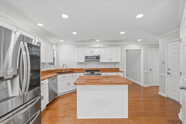 1645 HAILSHAM CV, Unincorporated, TN 38016