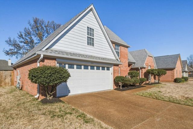 1645 HAILSHAM CV, Unincorporated, TN 38016