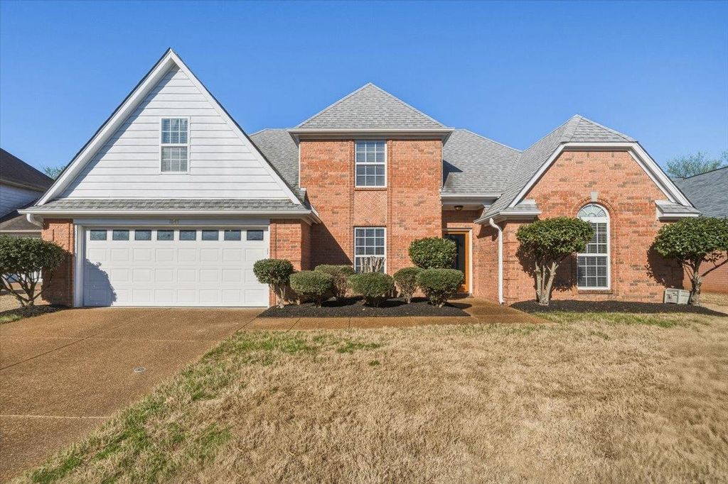 1645 HAILSHAM CV, Unincorporated, TN 38016