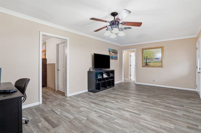 3904 Lakewood Drive, Lake Worth, TX 76135