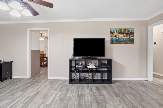 3904 Lakewood Drive, Lake Worth, TX 76135