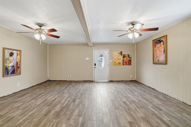 3904 Lakewood Drive, Lake Worth, TX 76135