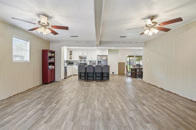 3904 Lakewood Drive, Lake Worth, TX 76135